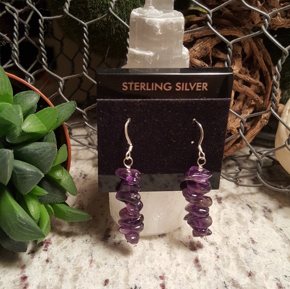 Jewelry - Excellent quality Amethyst silver chip earrings